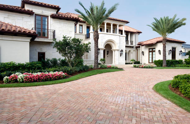 Best Commercial Driveway Pavers  in Picnic Point, WA